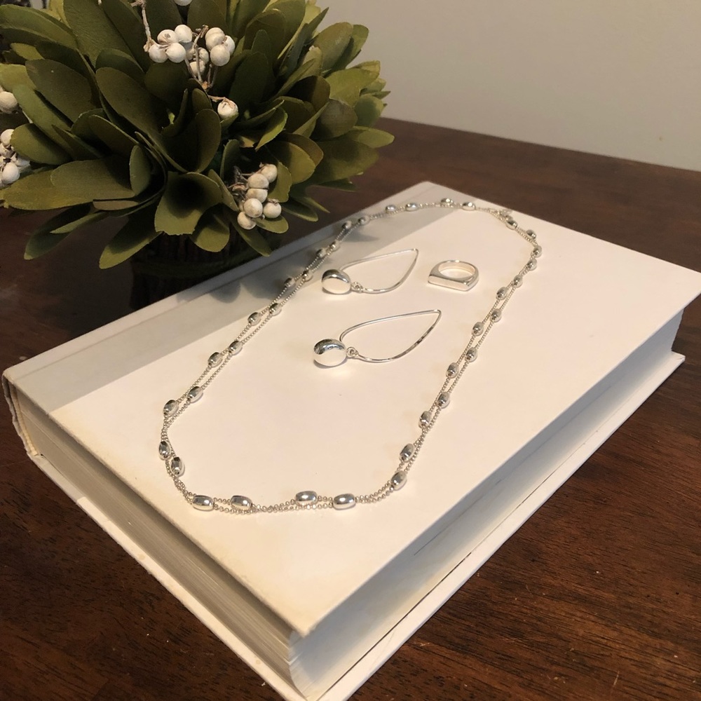 “Bella” Sterling Silver Silpada Necklace